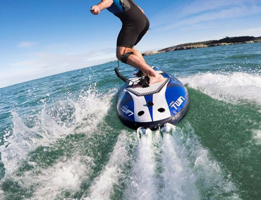 Planche de surf électrique